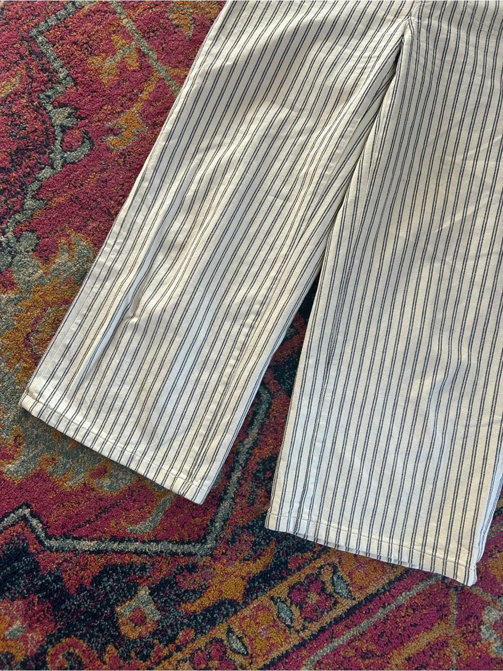 Madewell | Women’s Cream/Navy Double Pinstripe Wide Leg Cropped Pants Size 27